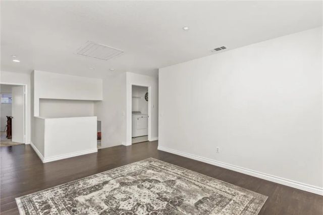 15559 Skylark Avenue, Fontana, CA 92336