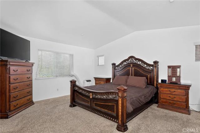 15559 Skylark Avenue, Fontana, CA 92336