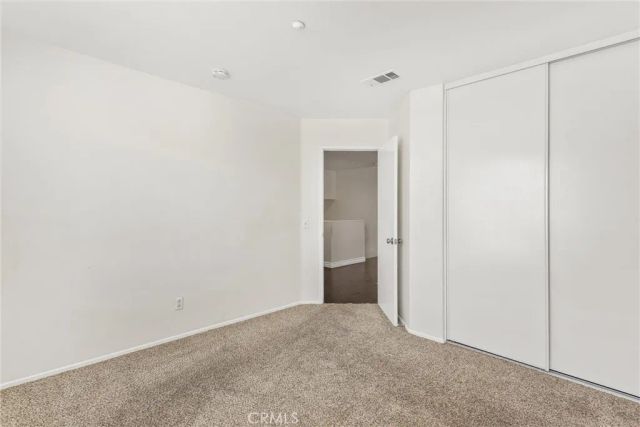 15559 Skylark Avenue, Fontana, CA 92336