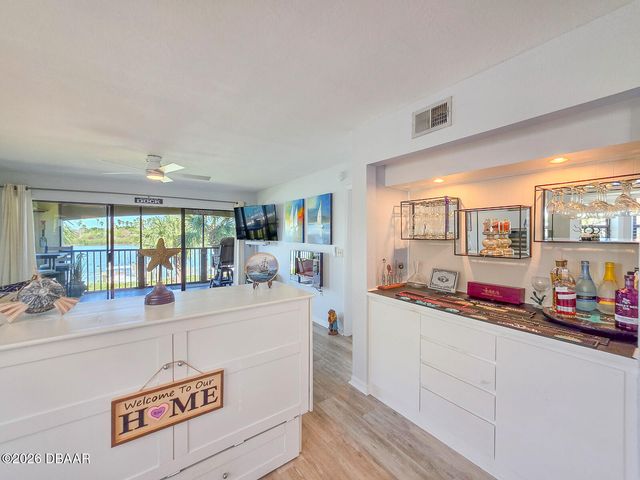 460 Bouchelle Dr Apt 201, New Smyrna Beach, FL 32169