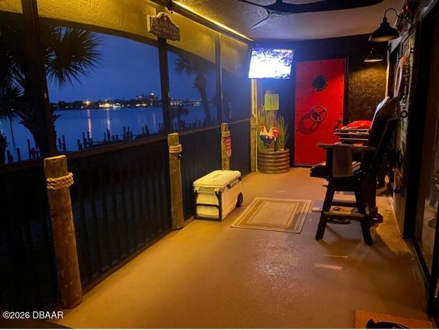 460 Bouchelle Dr Apt 201, New Smyrna Beach, FL 32169