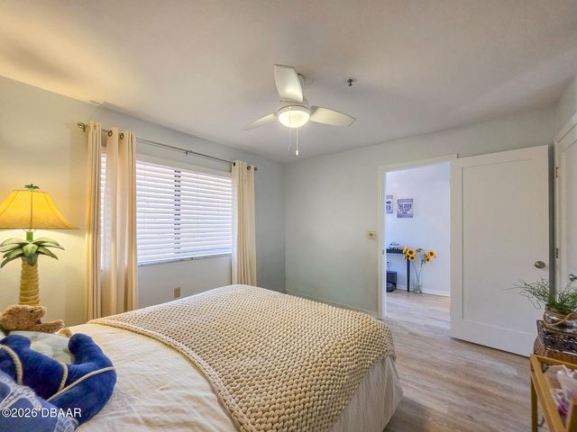 460 Bouchelle Dr Apt 201, New Smyrna Beach, FL 32169