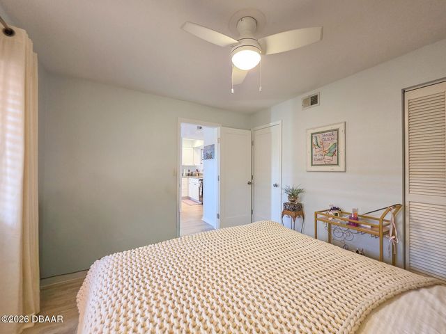 460 Bouchelle Dr Apt 201, New Smyrna Beach, FL 32169