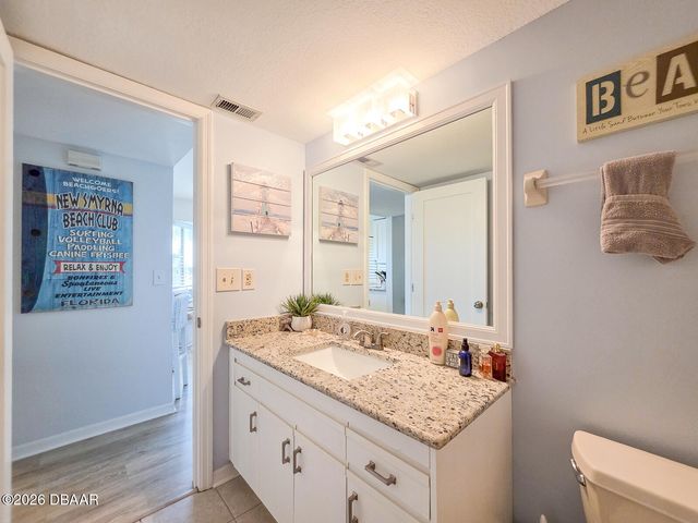 460 Bouchelle Dr Apt 201, New Smyrna Beach, FL 32169