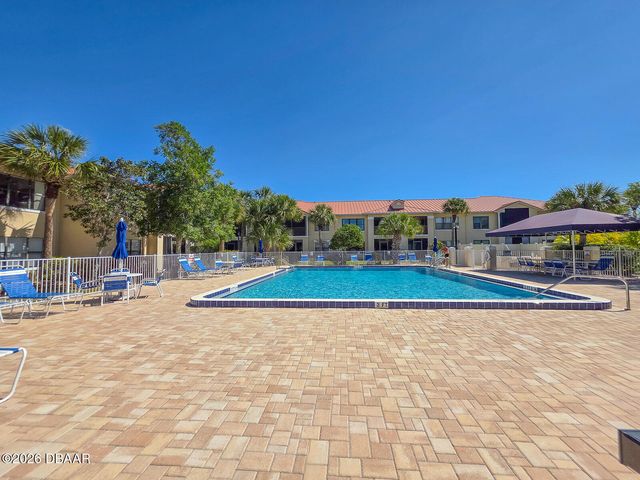 460 Bouchelle Dr Apt 201, New Smyrna Beach, FL 32169