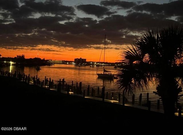 460 Bouchelle Dr Apt 201, New Smyrna Beach, FL 32169