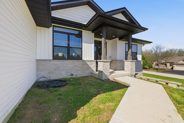 391 TEABERRY Court, Roscoe, IL 61073