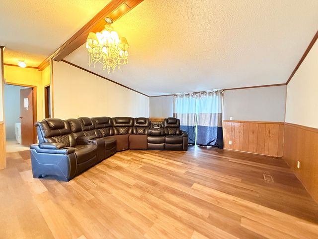 410 W Mable Street, Harrisburg, IL 62946