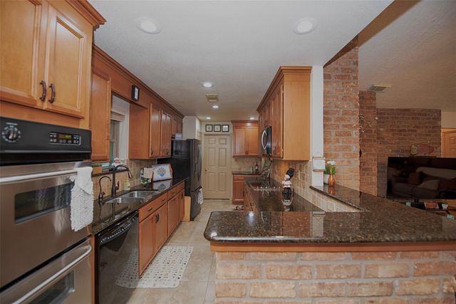 15610 Lone Tree Drive, Houston, TX 77084