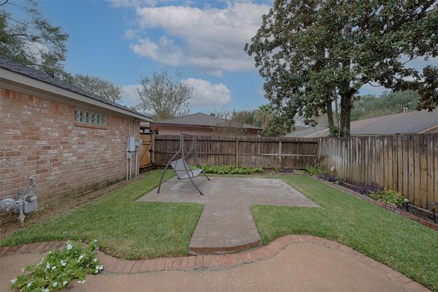 15610 Lone Tree Drive, Houston, TX 77084