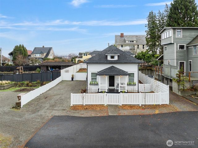 4605 N Cheyenne Street, Tacoma, WA 98407