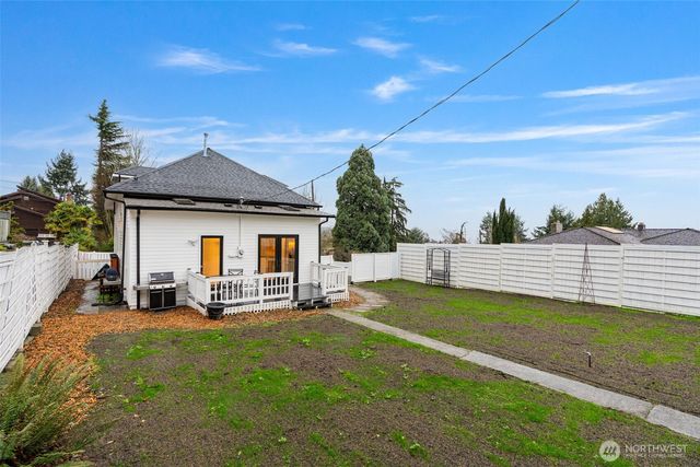 4605 N Cheyenne Street, Tacoma, WA 98407