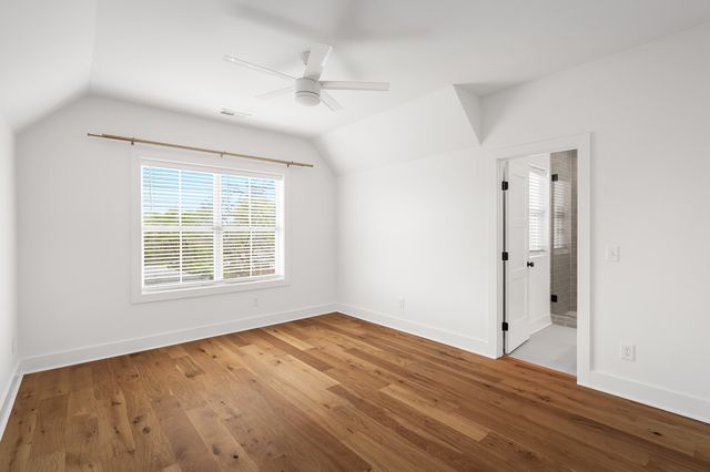 6515B Premier Dr, Nashville, TN 37209