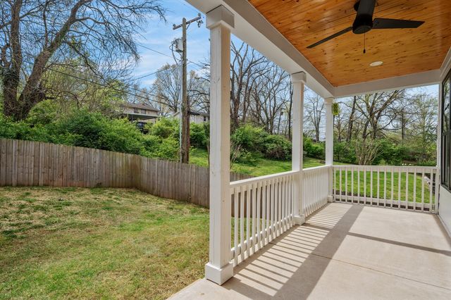 6515B Premier Dr, Nashville, TN 37209