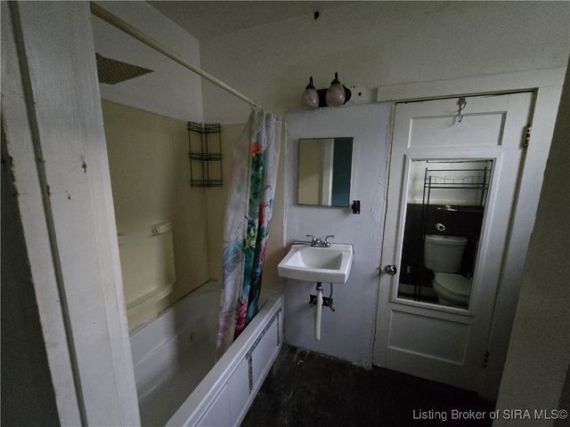 114 E Saint Joe Road, Sellersburg, IN 47172