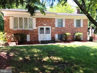 2101 CHANTILLA RD, Baltimore, MD 21228