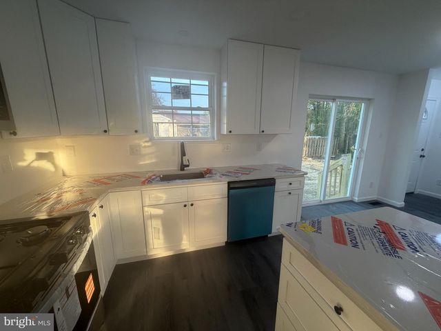 12 PARK ROAD, Pennsville, NJ 08070