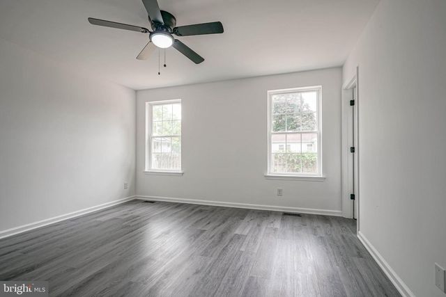 12 PARK ROAD, Pennsville, NJ 08070