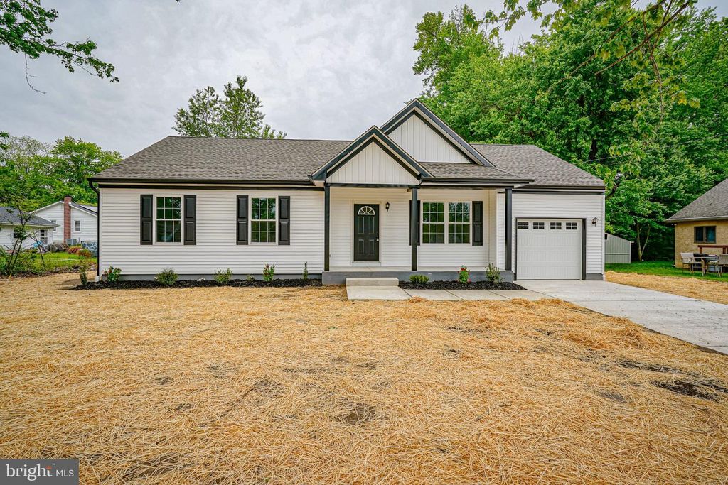12 PARK ROAD, Pennsville, NJ 08070
