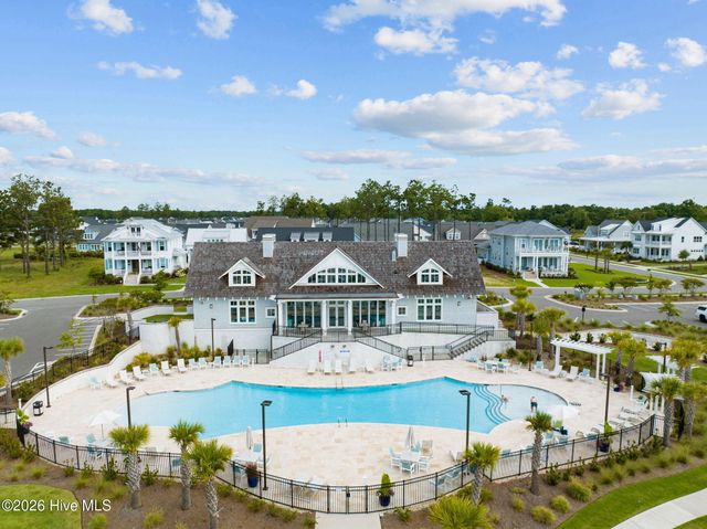 105 E Keel Drive, Hampstead, NC 28443