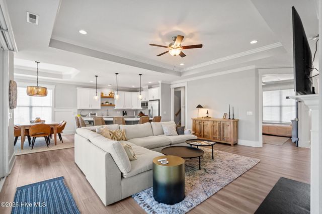 105 E Keel Drive, Hampstead, NC 28443