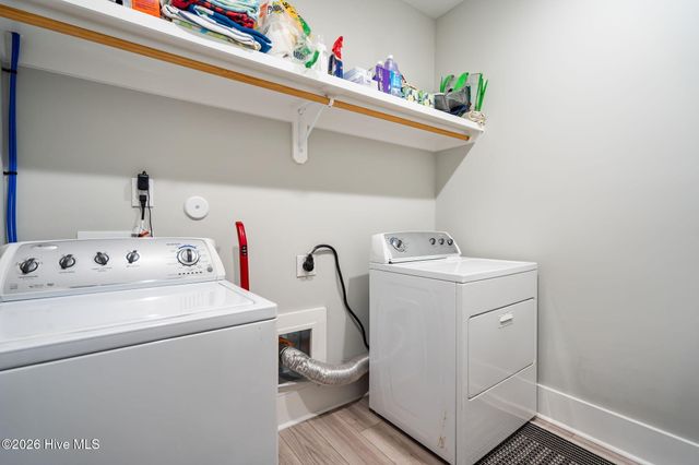 105 E Keel Drive, Hampstead, NC 28443