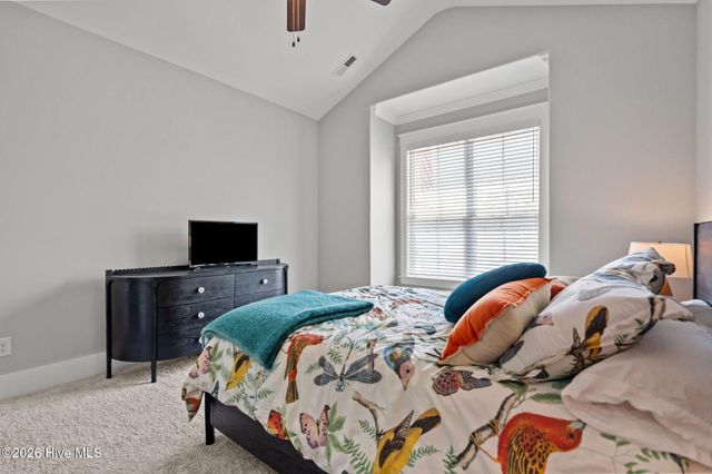 105 E Keel Drive, Hampstead, NC 28443