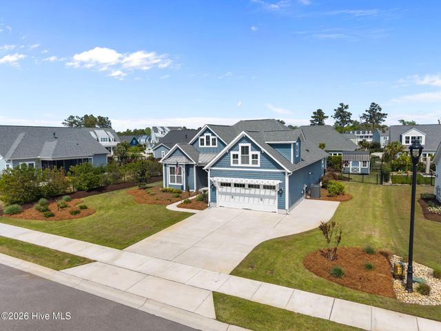 105 E Keel Drive, Hampstead, NC 28443