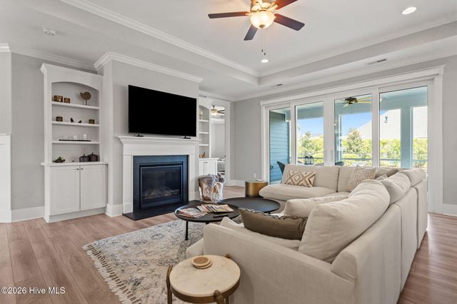 105 E Keel Drive, Hampstead, NC 28443