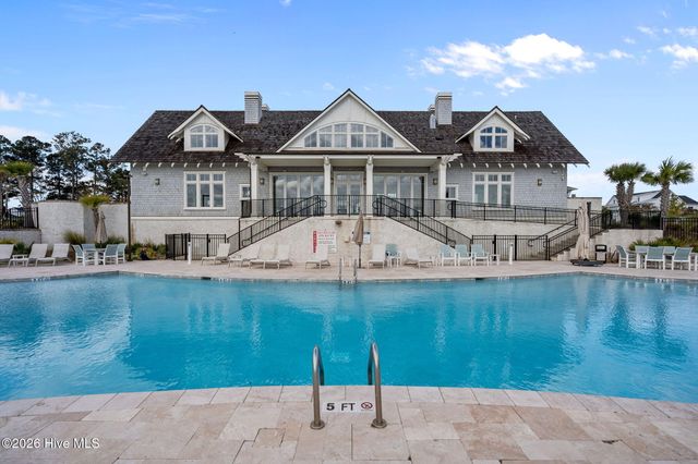 105 E Keel Drive, Hampstead, NC 28443