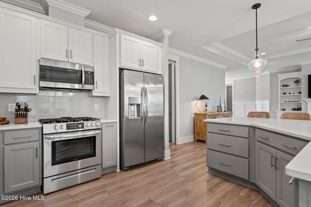 105 E Keel Drive, Hampstead, NC 28443