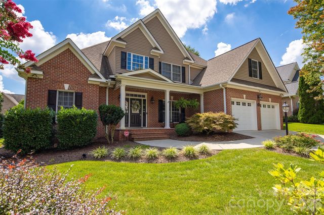 1746 30th Avenue Drive NE, Hickory, NC 28601