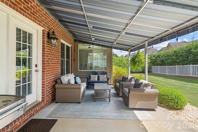 1746 30th Avenue Drive NE, Hickory, NC 28601
