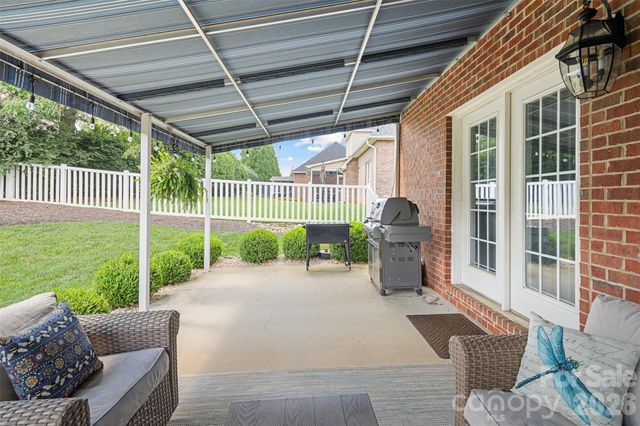 1746 30th Avenue Drive NE, Hickory, NC 28601