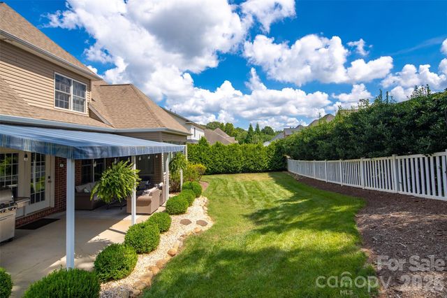1746 30th Avenue Drive NE, Hickory, NC 28601