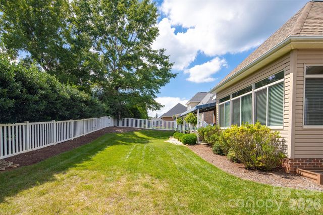 1746 30th Avenue Drive NE, Hickory, NC 28601