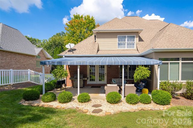 1746 30th Avenue Drive NE, Hickory, NC 28601
