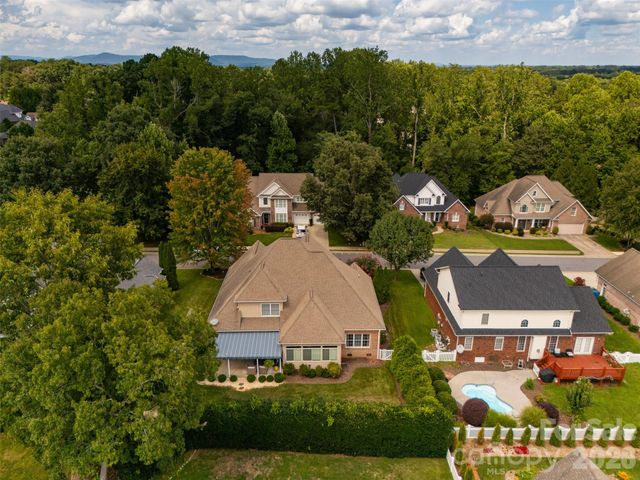 1746 30th Avenue Drive NE, Hickory, NC 28601