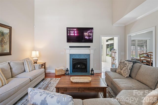 1746 30th Avenue Drive NE, Hickory, NC 28601
