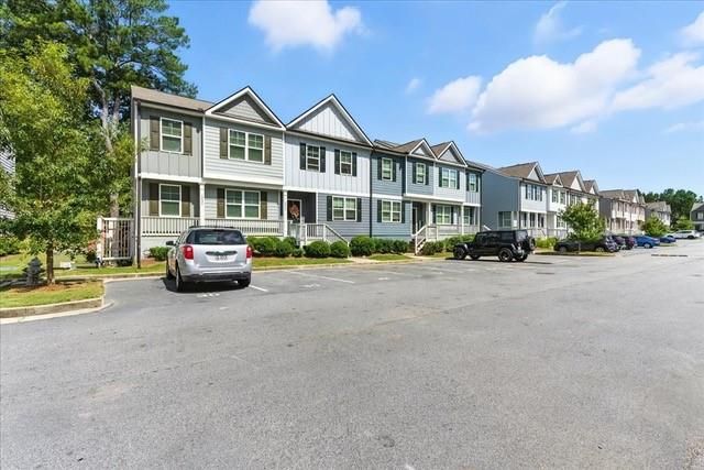 2832 Saratoga Lake View, Decatur, GA 30034