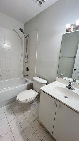 22841 SW 88 PL 301, Cutler Bay, FL 33190