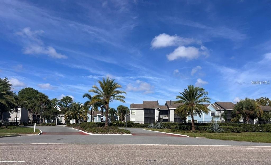 3732 IDLEBROOK CIRCLE NW 100, Casselberry, FL 32707