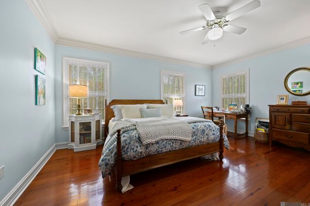 8327 Cypress Lake Dr, Baton Rouge, LA 70809