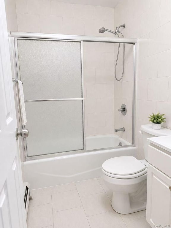 104-48 37th Drive 4D, Corona, NY 11368 — photo 4