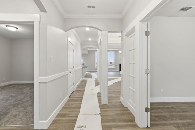 112 Oakmont LN, La Vernia, TX 78121