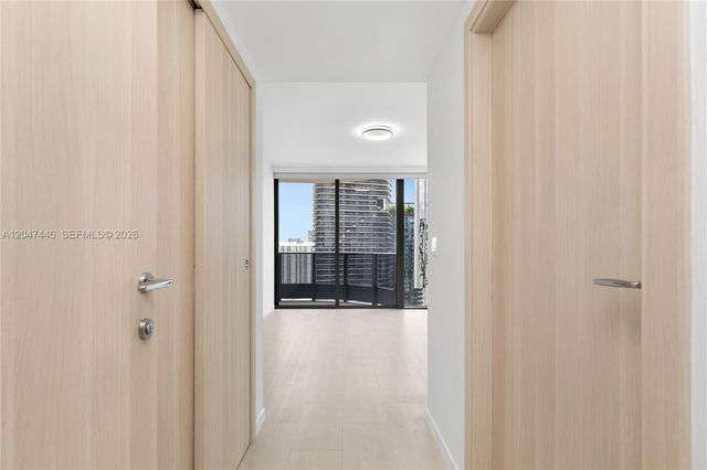 1000 Brickell Plaza 4015, Miami, FL 33131