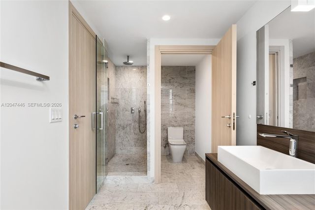 1000 Brickell Plaza 4015, Miami, FL 33131