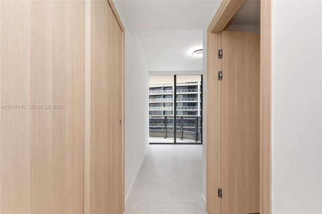 1000 Brickell Plaza 4015, Miami, FL 33131