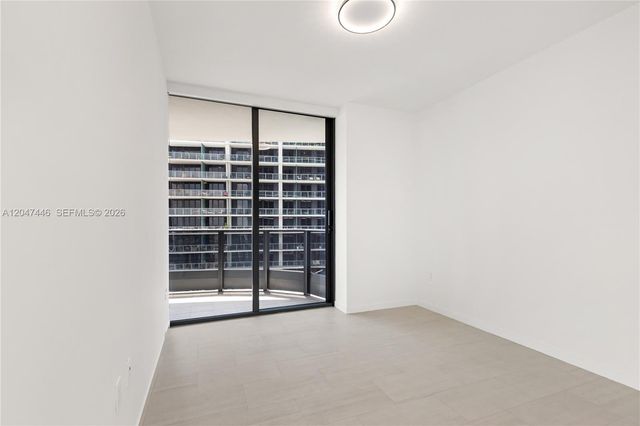 1000 Brickell Plaza 4015, Miami, FL 33131