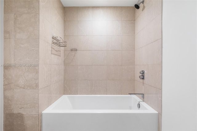 1000 Brickell Plaza 4015, Miami, FL 33131